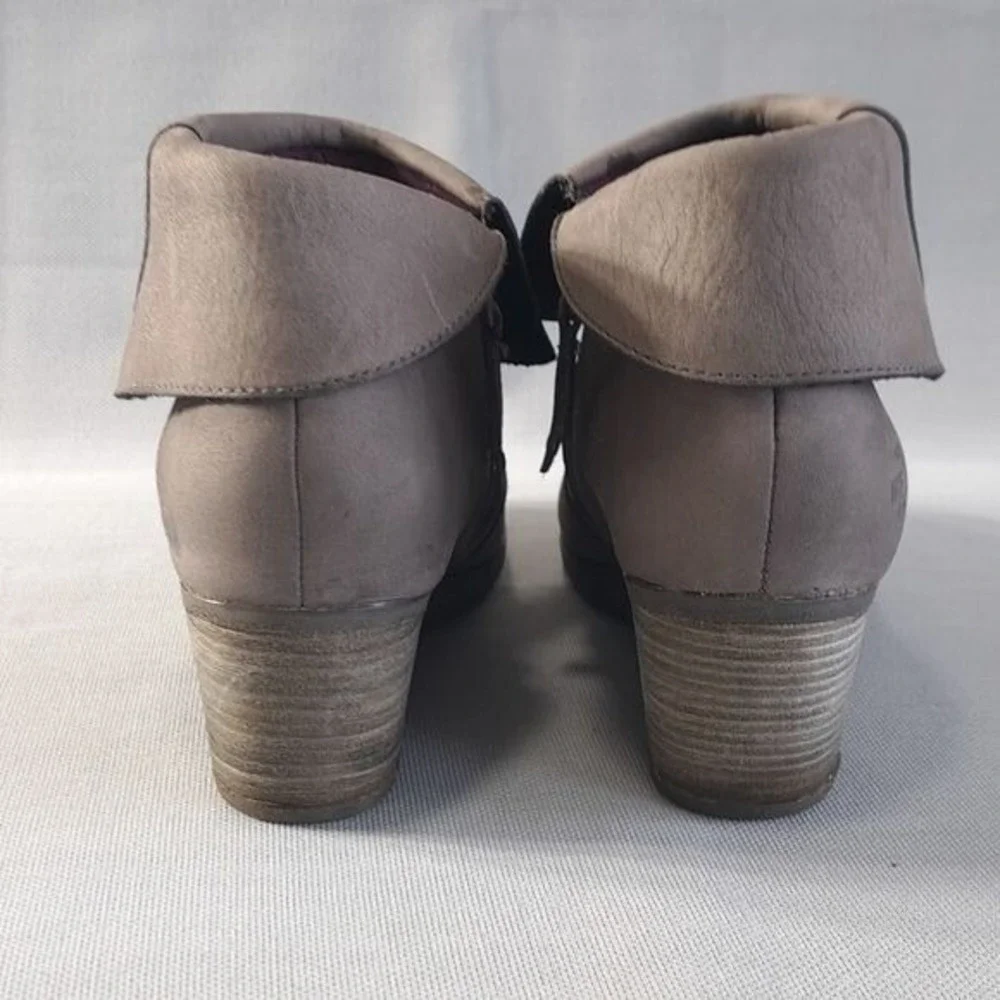 The North Face Women's Wedges/Booties Gray Waterproof Size 8.5‎